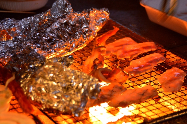 バーベキューでホイル焼き